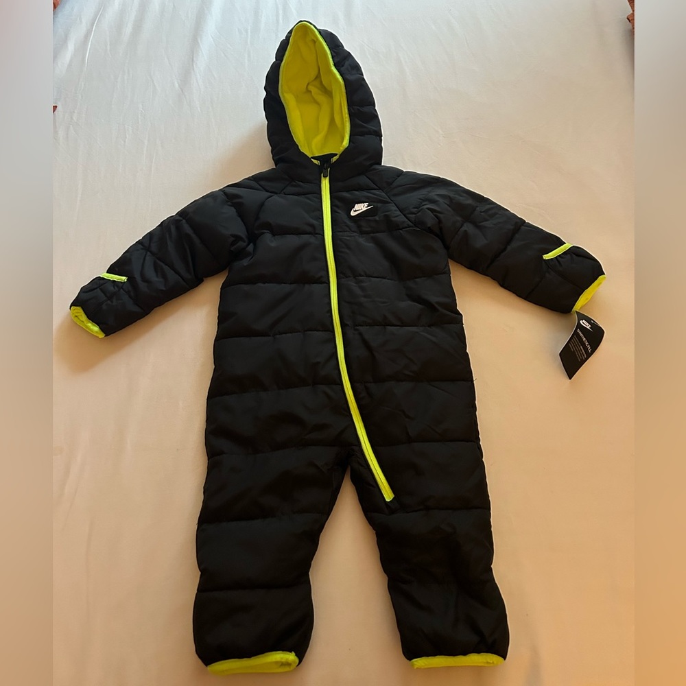 NWT Nike Winter/ Snow Toddler Black & Green Coat - Size 12M